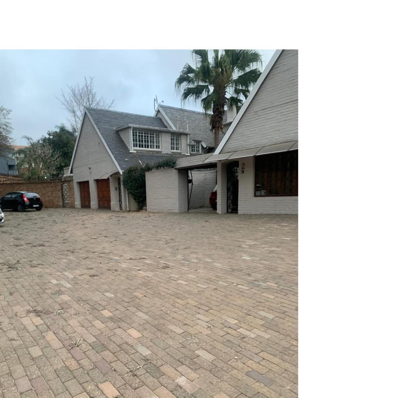 Secure Gem In Heart Of Sandton Apartment Johannesburg