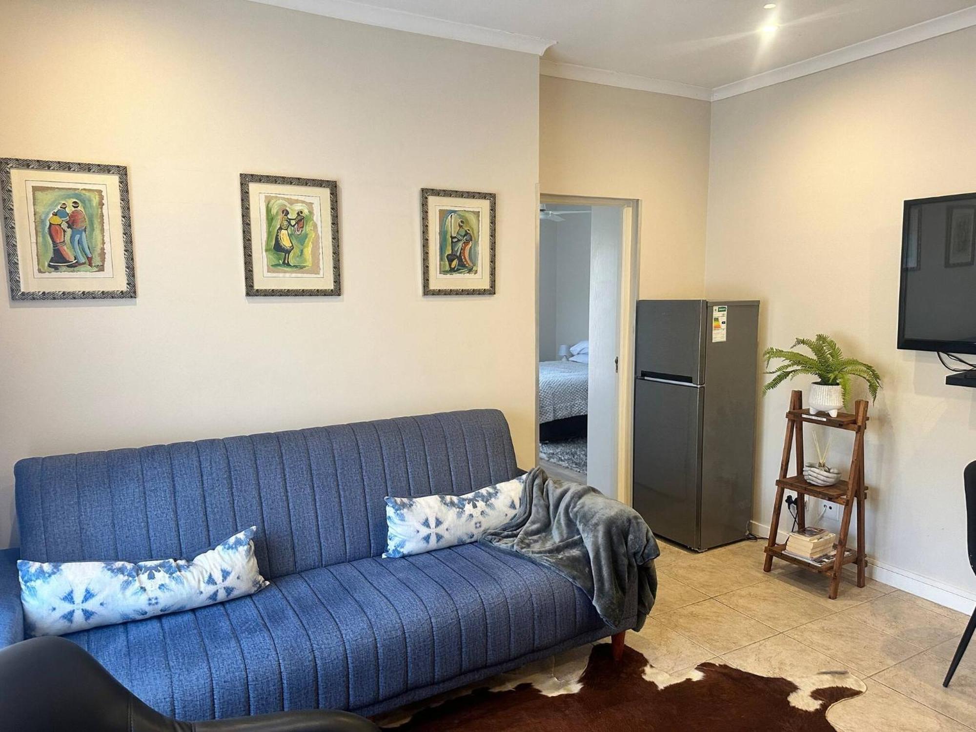 Secure Executive Apartment, Wifi, Solar Power, Netflix Apartment *