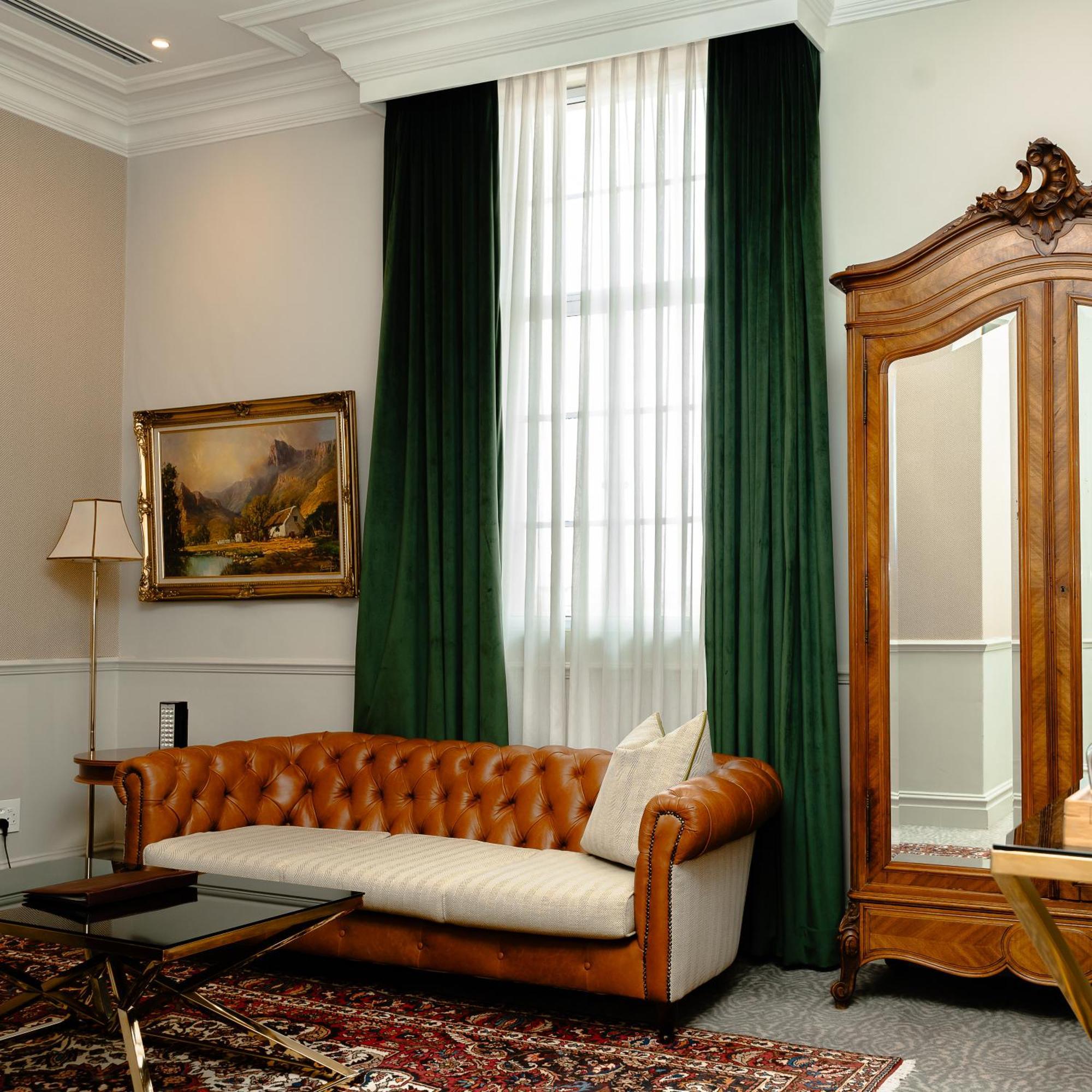 The Monarch 5* Johannesburg
