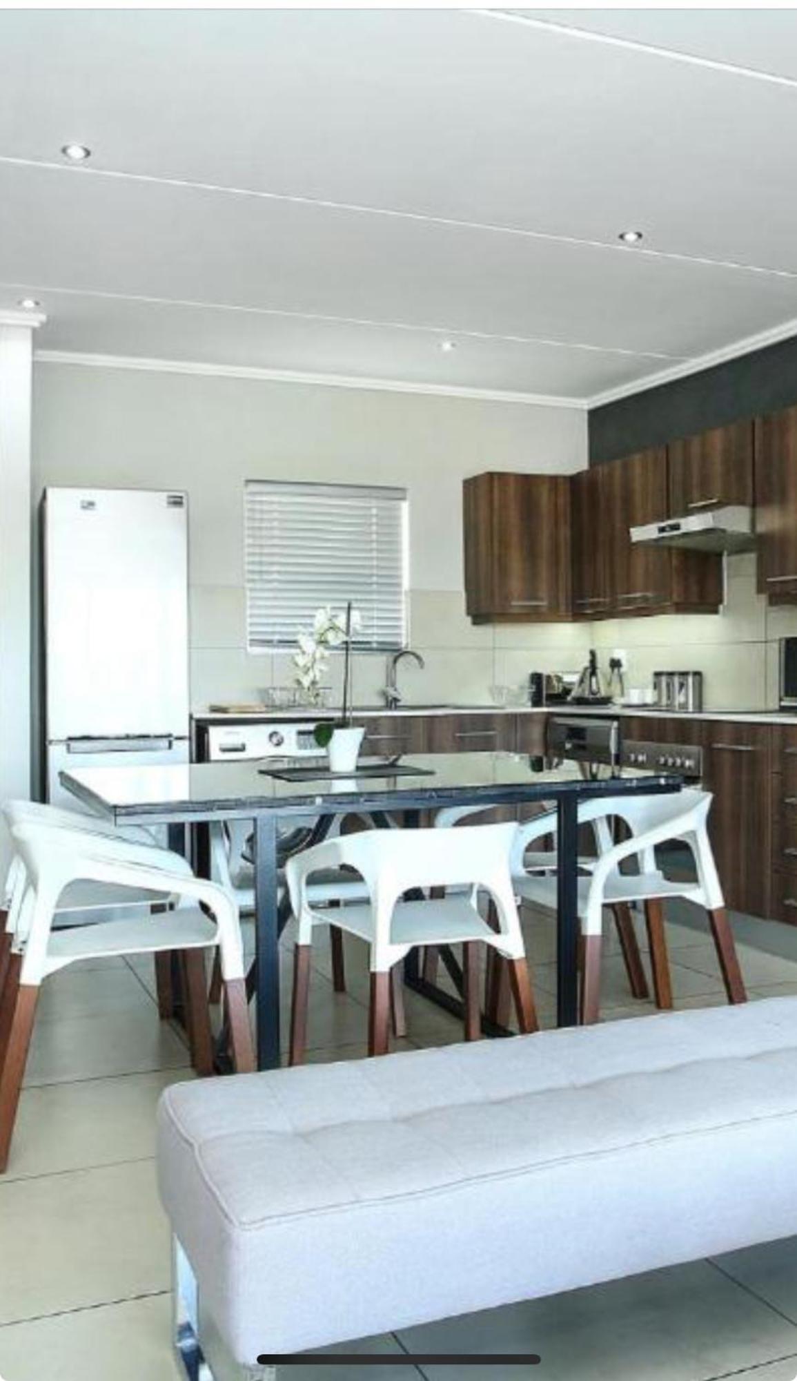 Luxury In Sandown Apartamento Joanesburgo