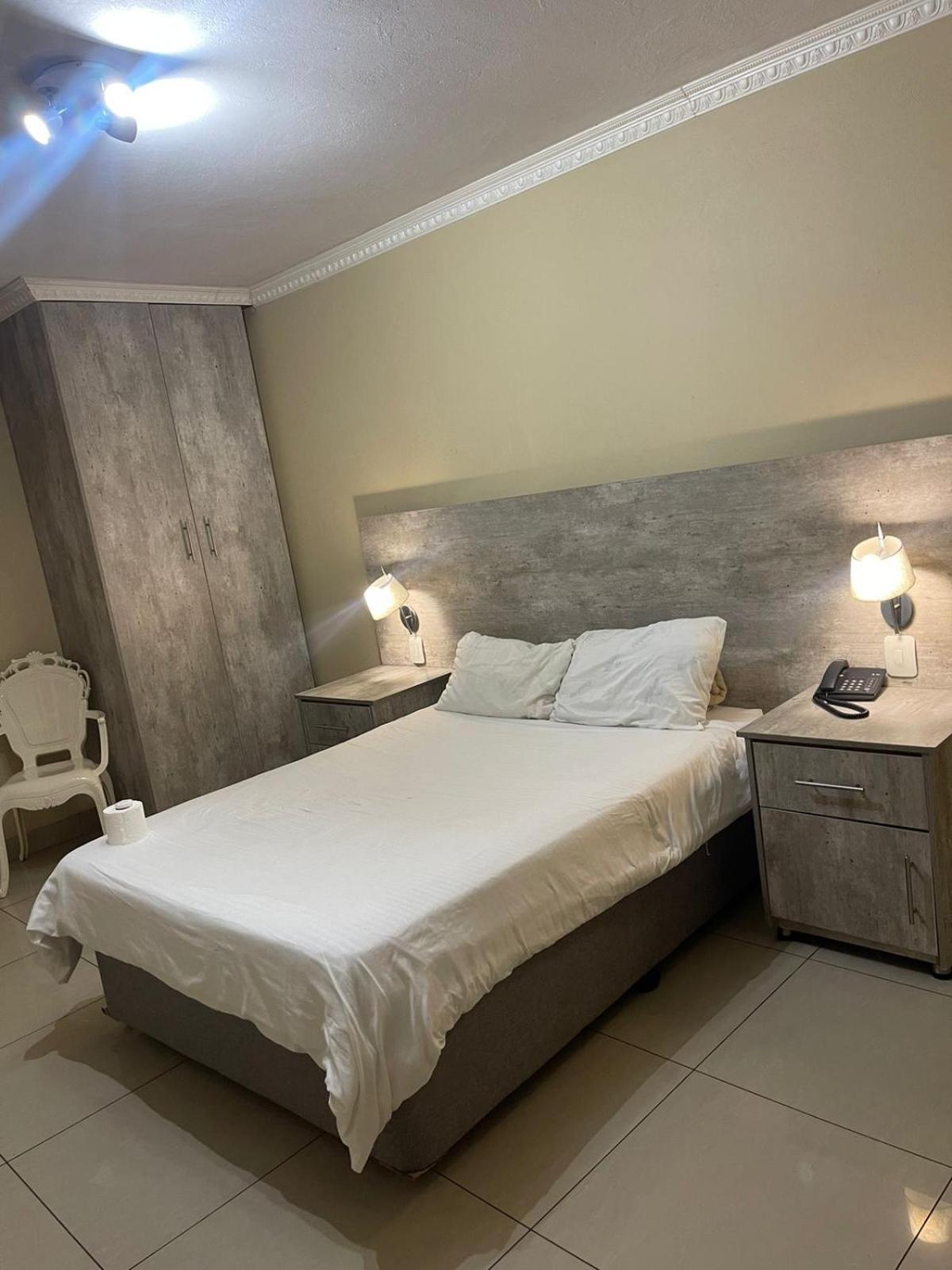 Hotel Signature Johannesburg