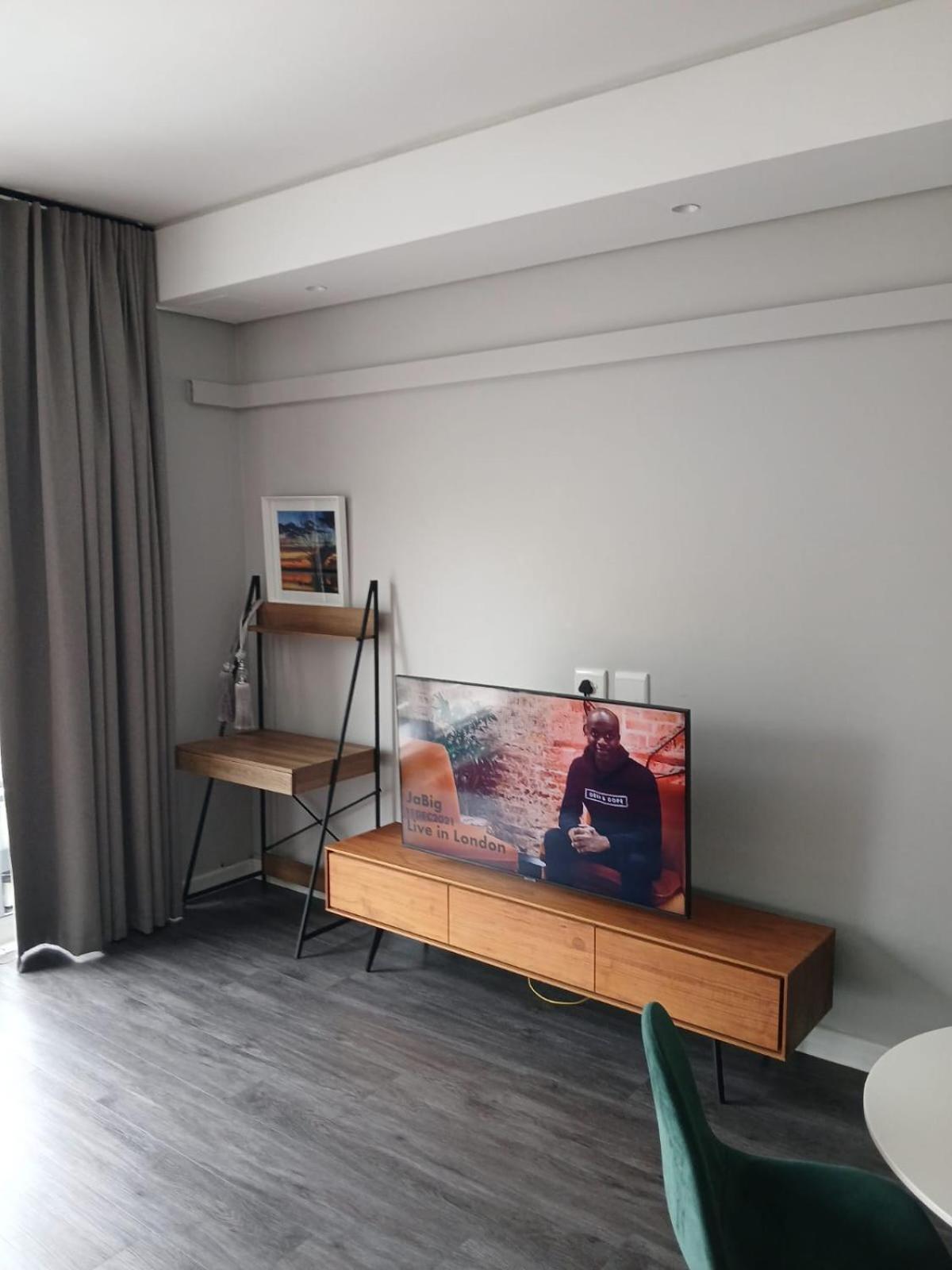 Apartment Somerset Hall Johannesburg