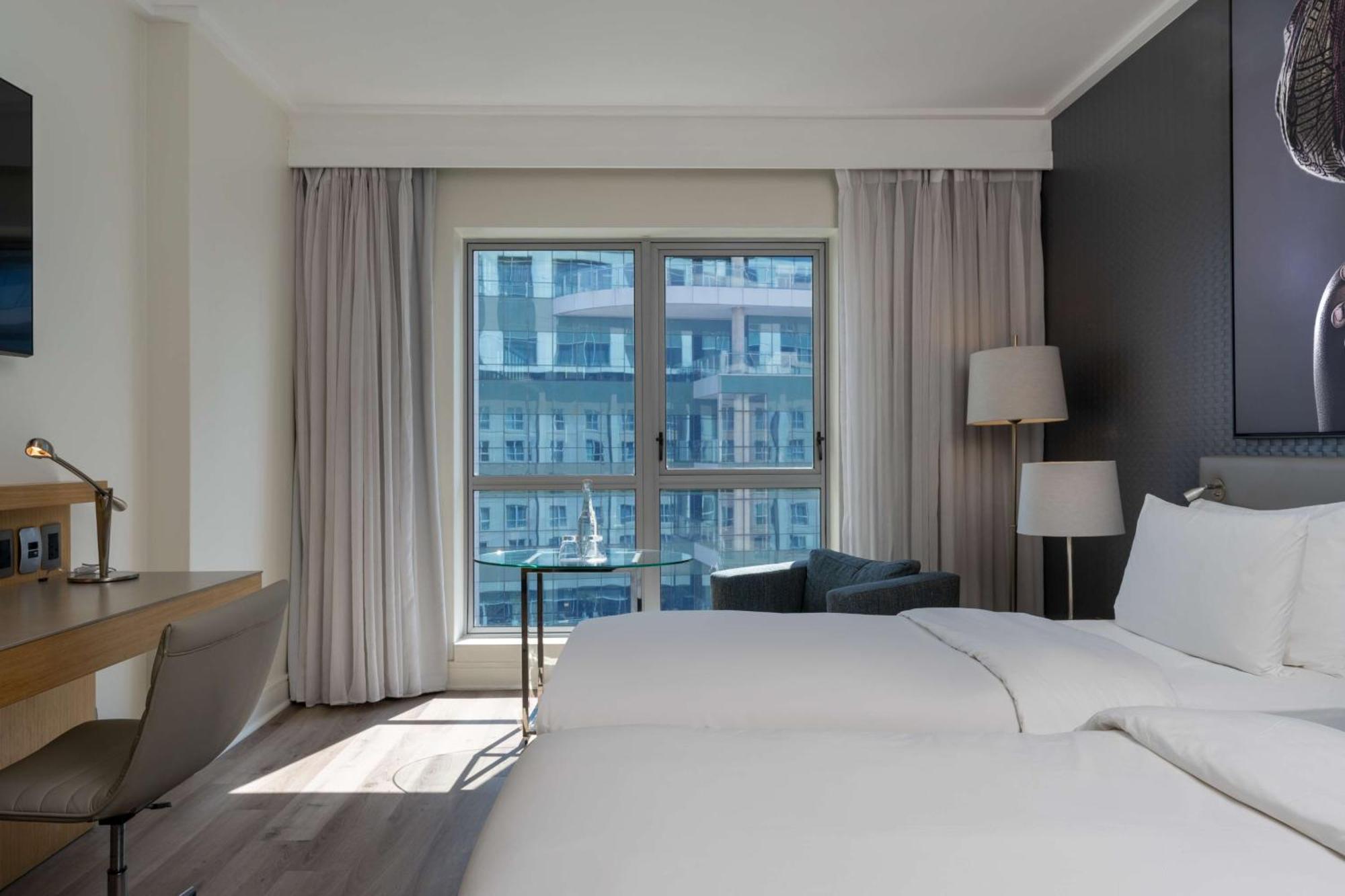 Radisson Blu Gautrain Hotel, Sandton Hotel