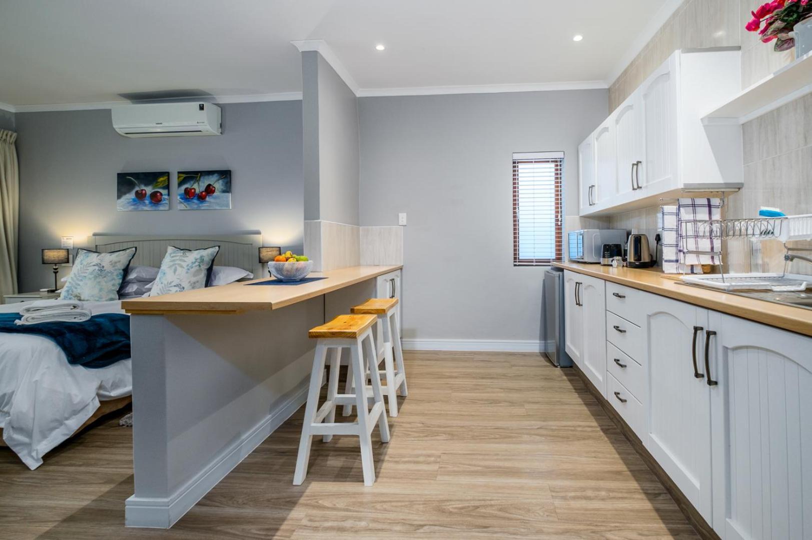 49-on-cherry Guest house