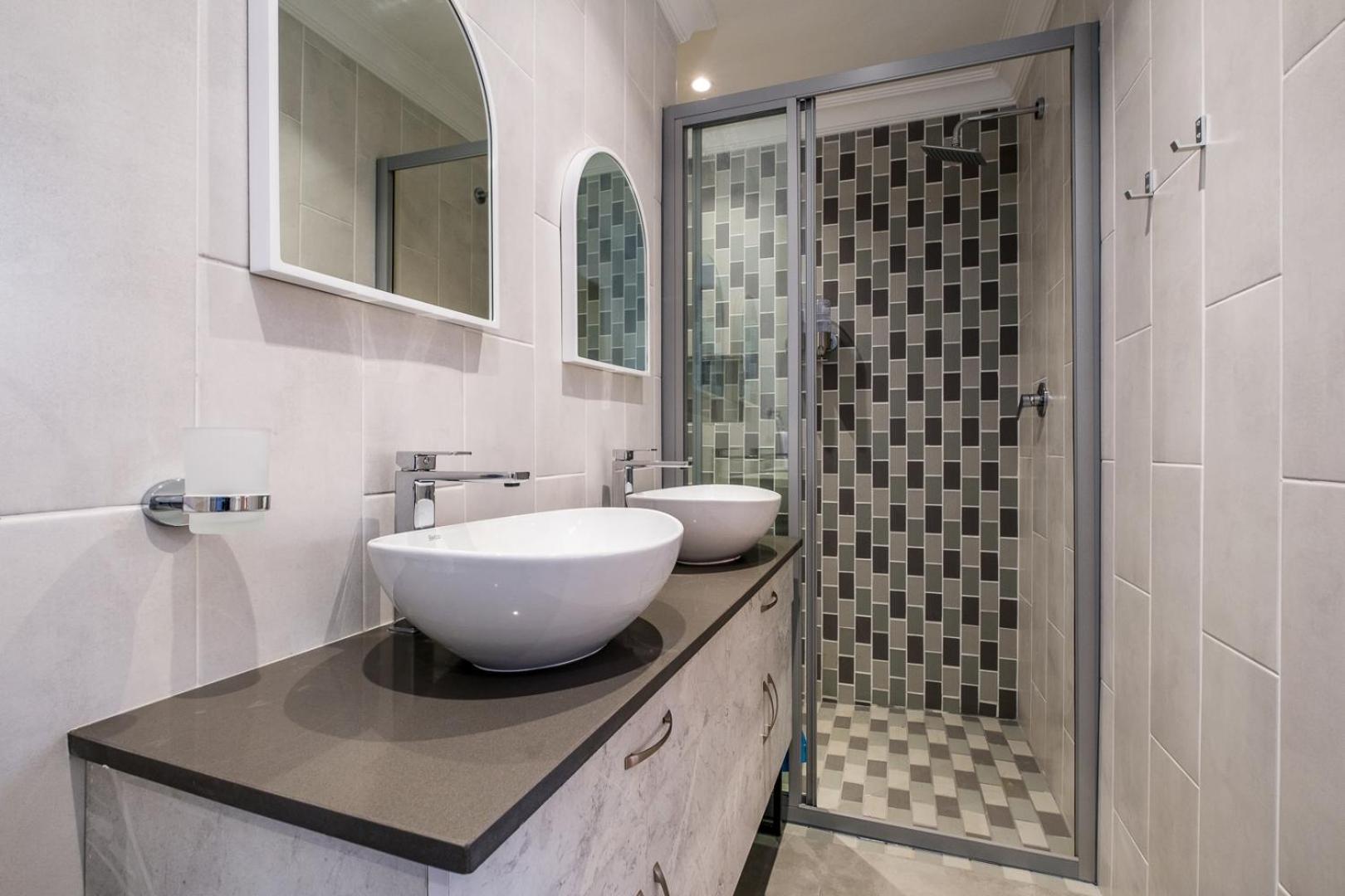 49-on-cherry 4* Johannesburg