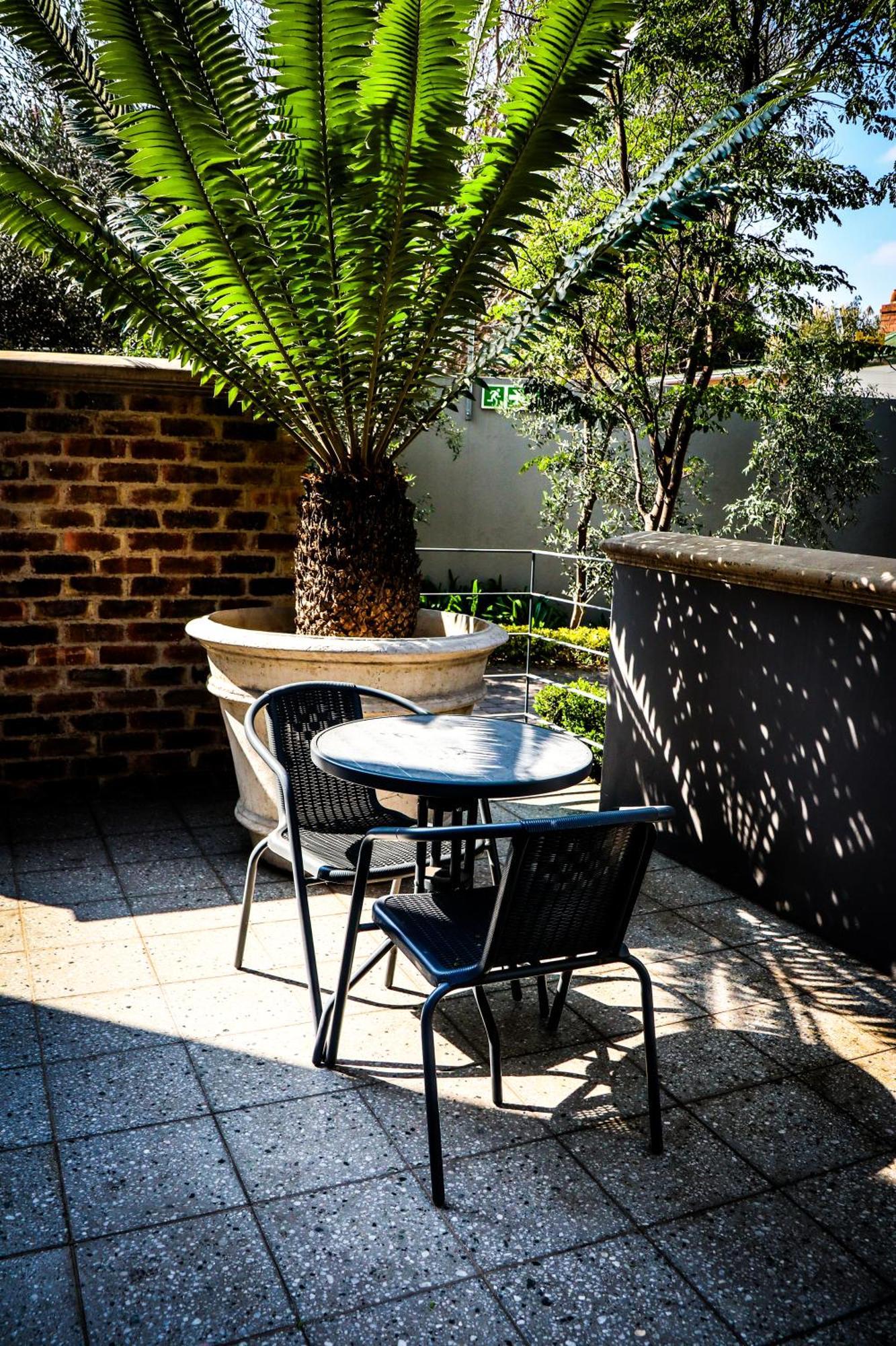 The Wantage * Johannesburg