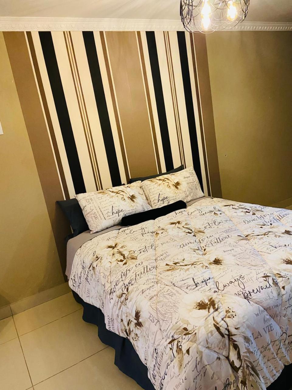 Lemao Properties/guest House *