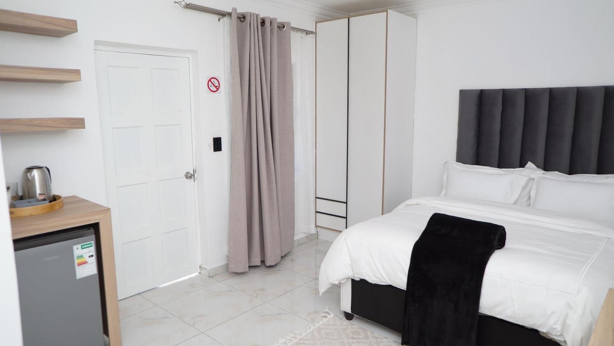 Adaia Guest house