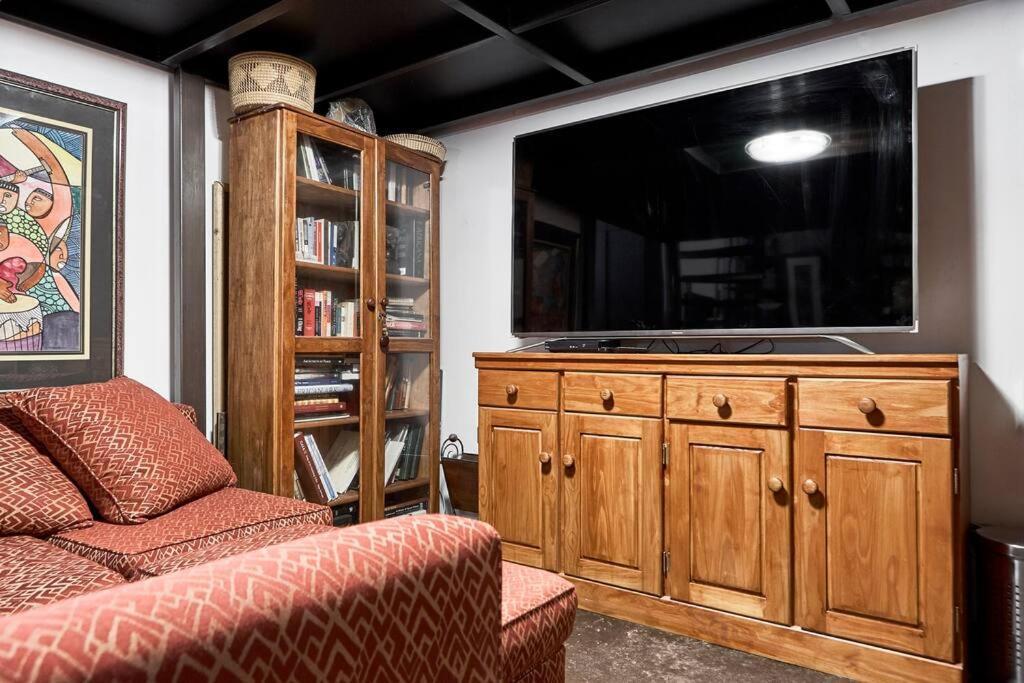 Maboneng Creative And Literary Oasis Apartment