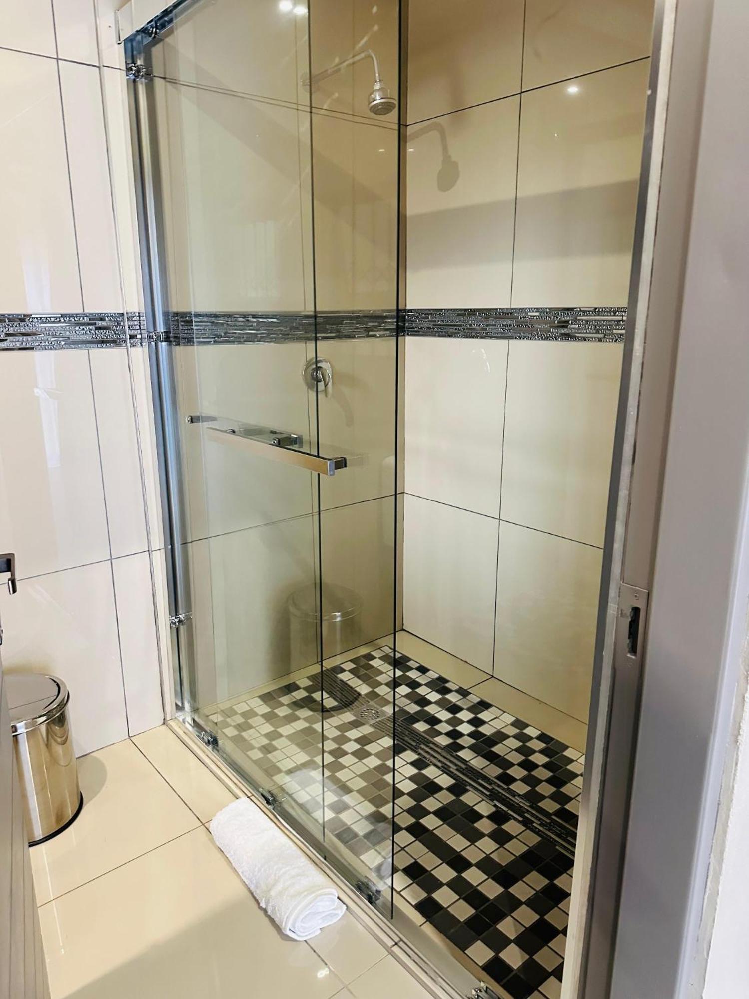 Guest house The Hide In Sandown-sandton Johannesburg