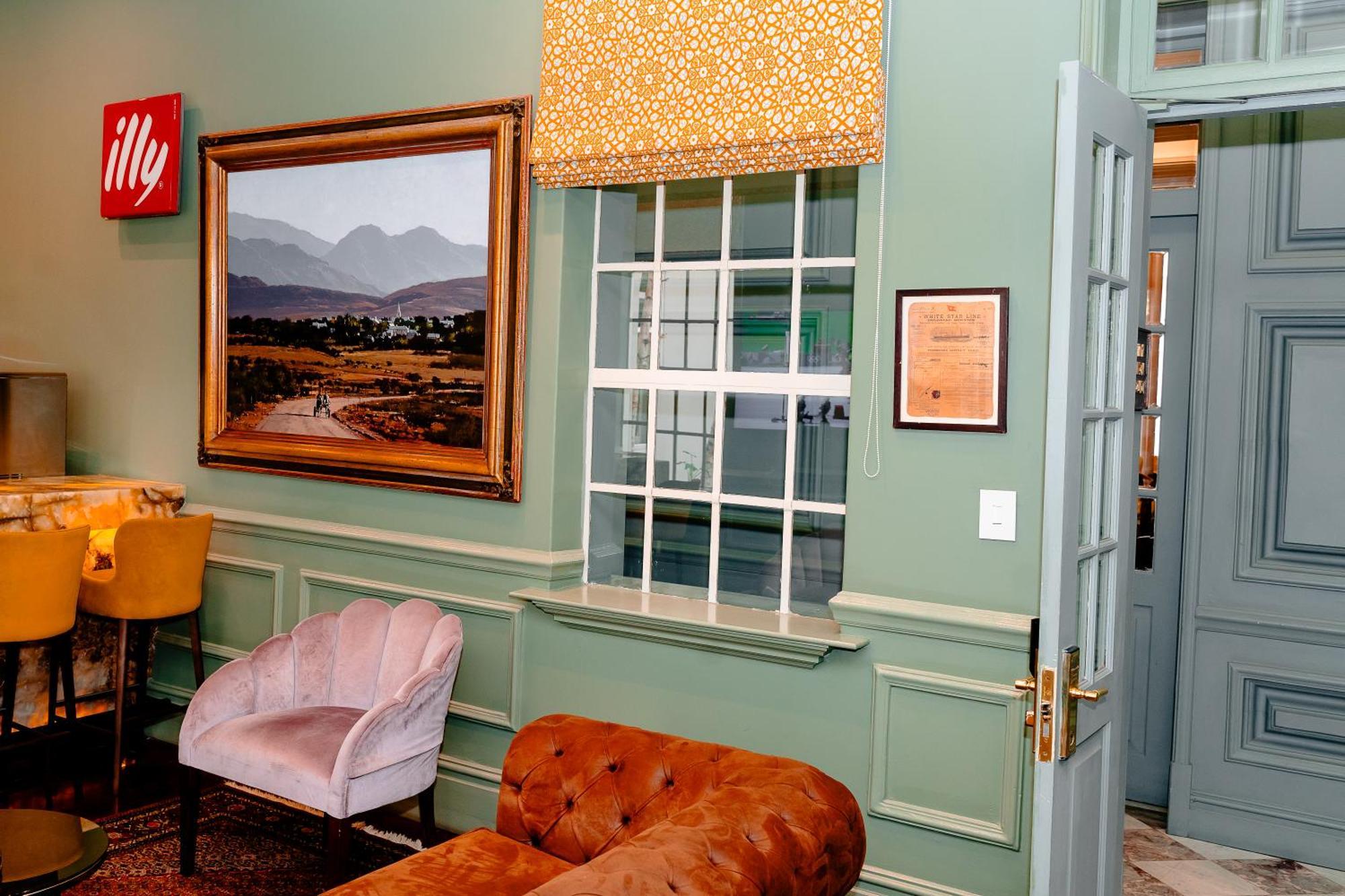 The Monarch Hotel