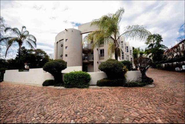 Sandton 3 Mins Drive From Mandela Square & Located Right In The Heart Of Sandton Apartment Johannesburg