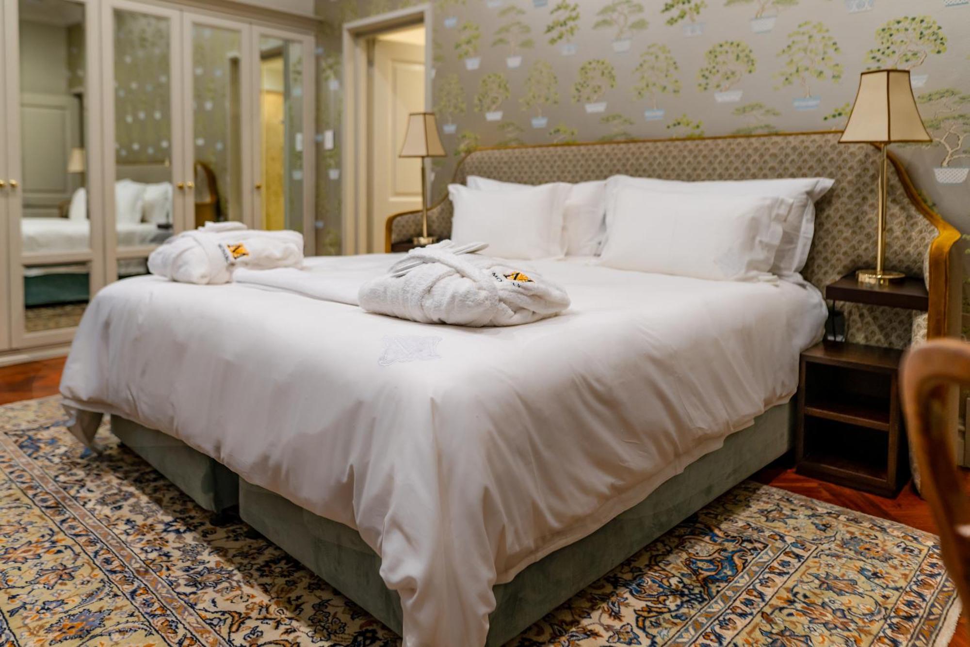 The Monarch Hotel
