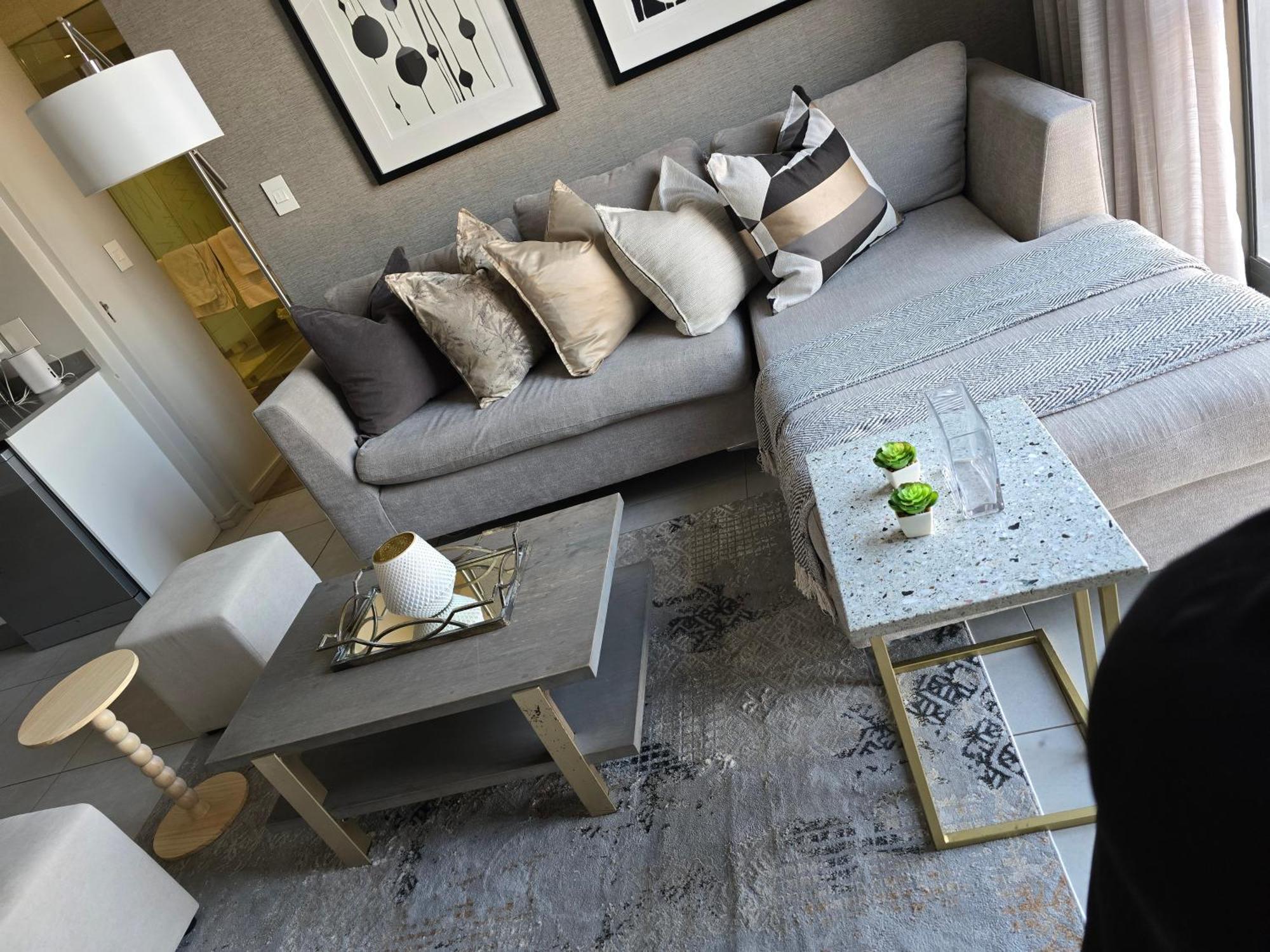 Masingita Towers Elegant Power & Water Backup Apartment *