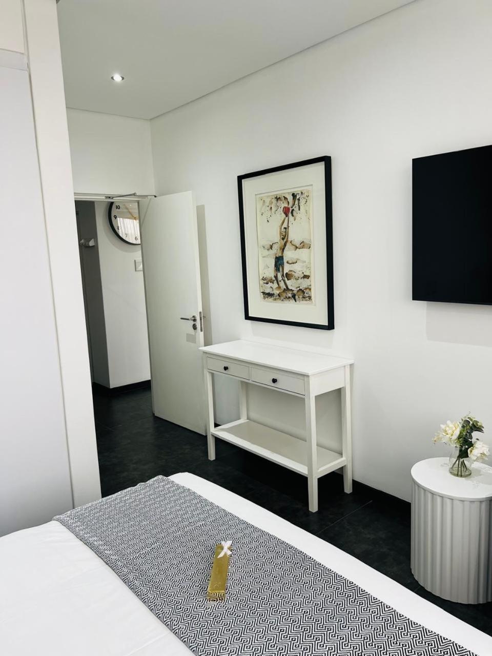 Delight Luxurious 37 Angus Road Bedfordview Johannesburg