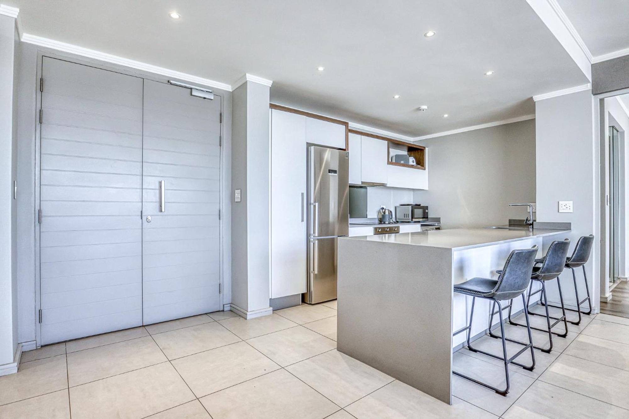 Luxurious 2-bedroom In Sandton Apartamento