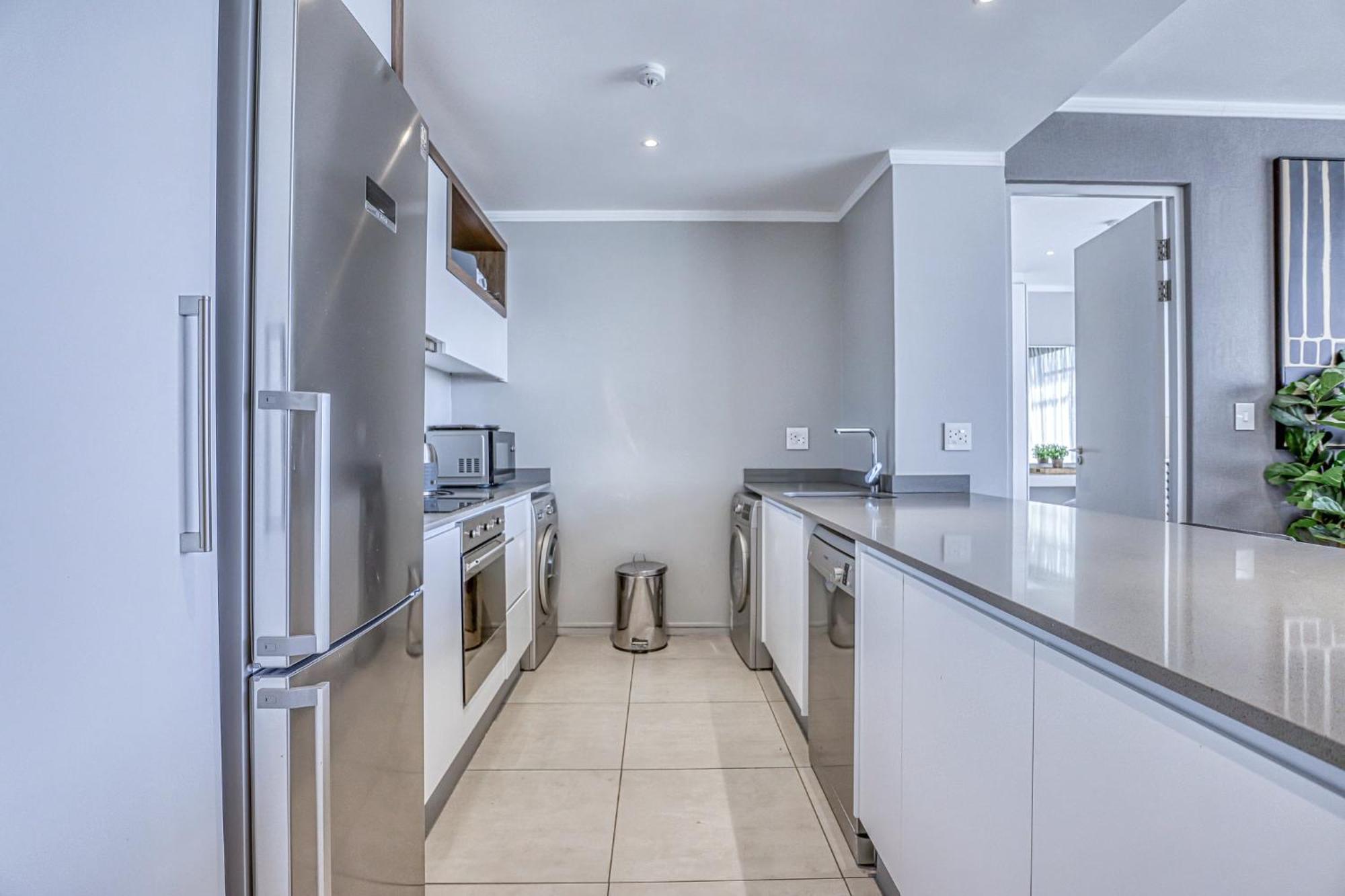 Apartamento Luxurious 2-bedroom In Sandton