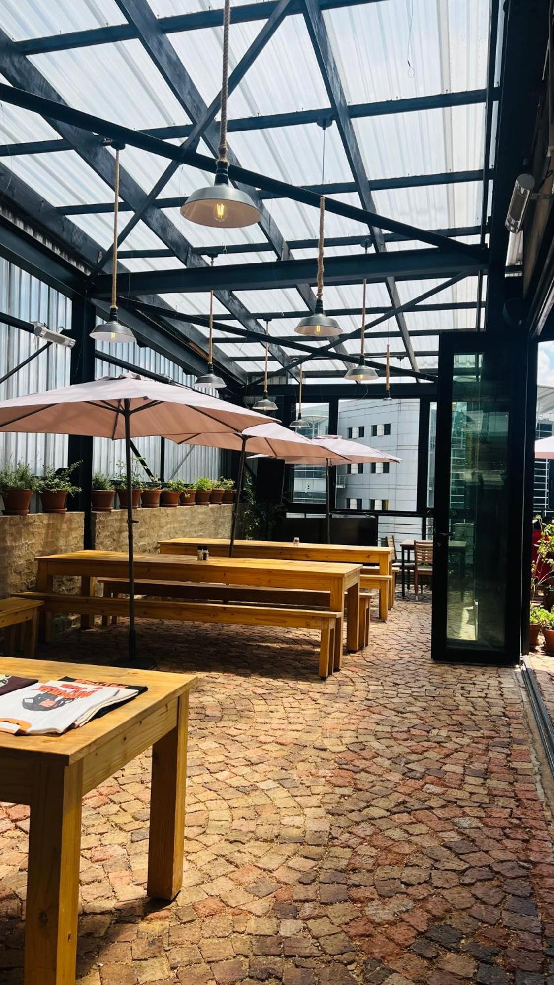 Hotel Spacious In Sandton, Joanesburgo