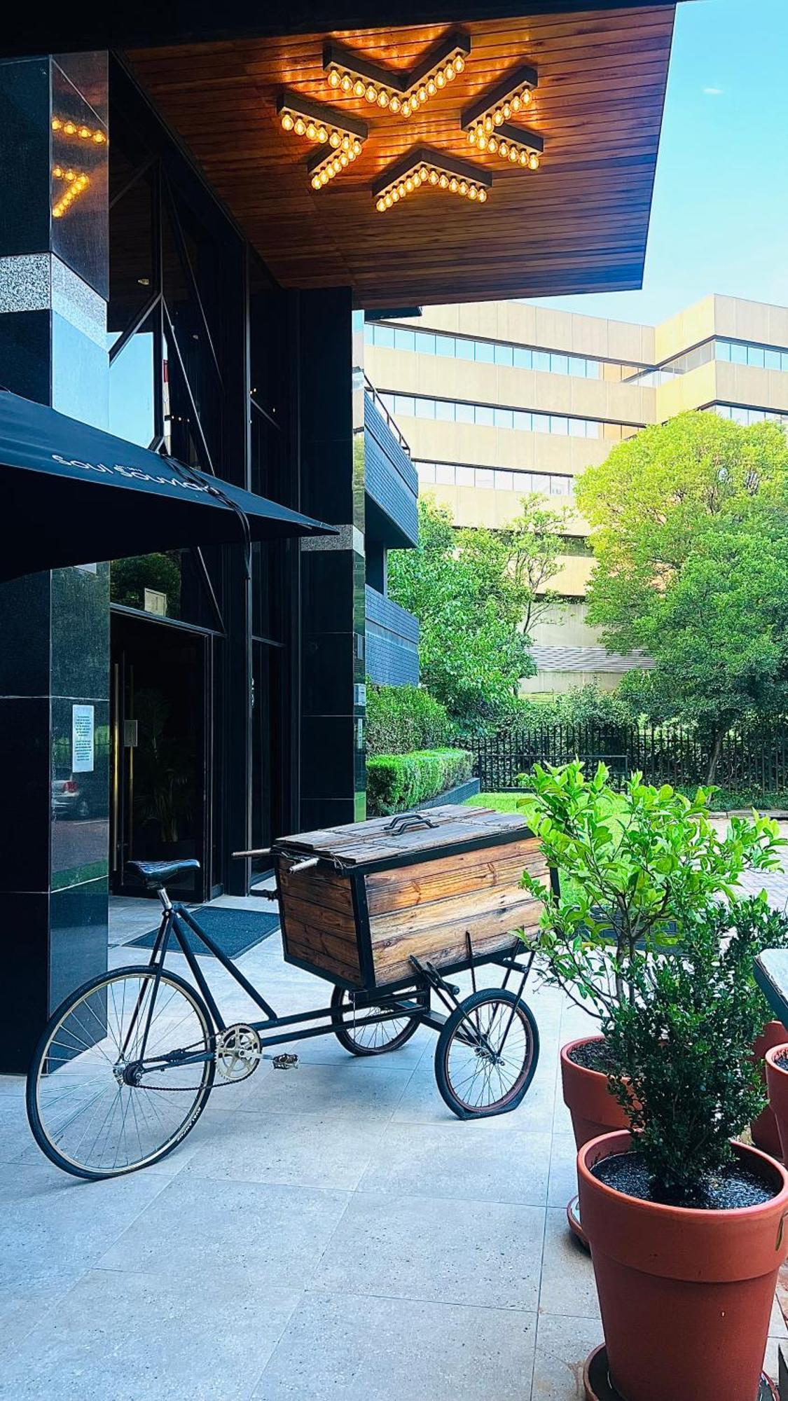 Spacious In Sandton, 4*