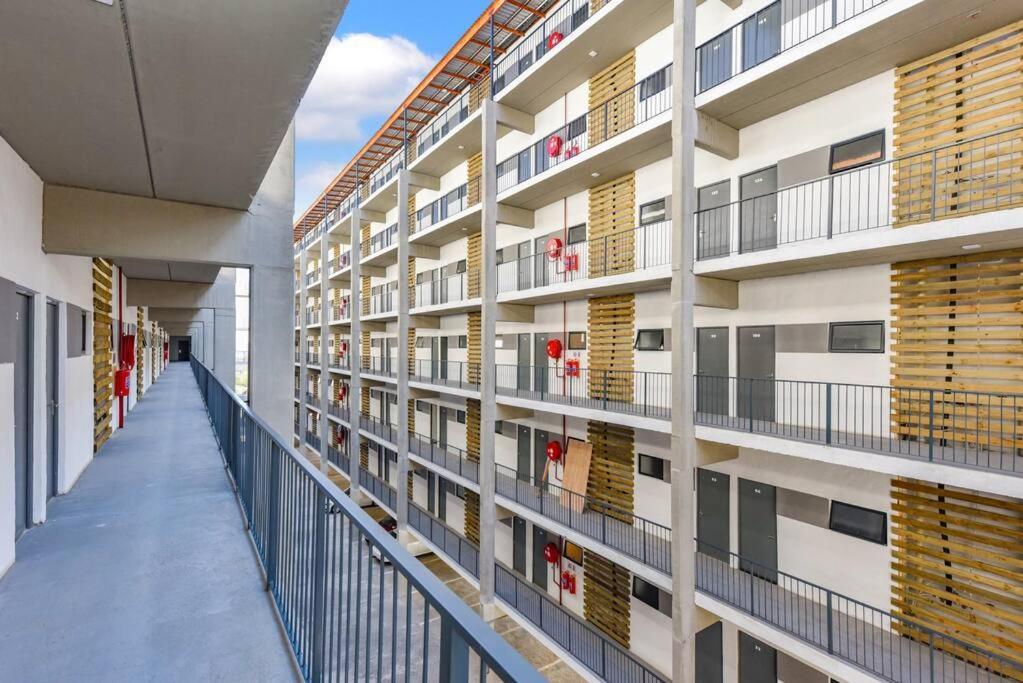 V&s Apartments-luxury Apartment4 Apartment Johannesburg