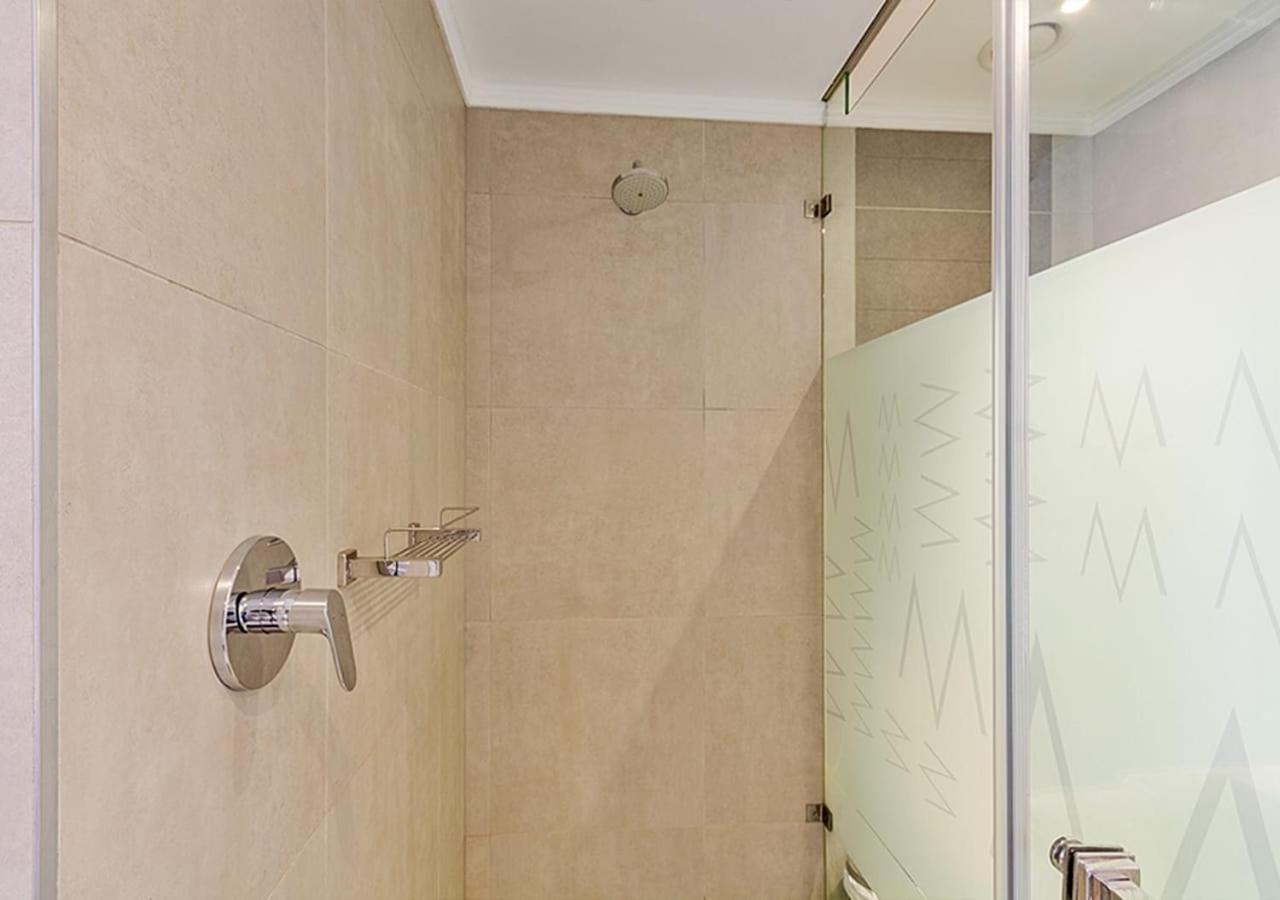 Masingita Towers Elegant Power & Water Backup Apartment Johannesburg
