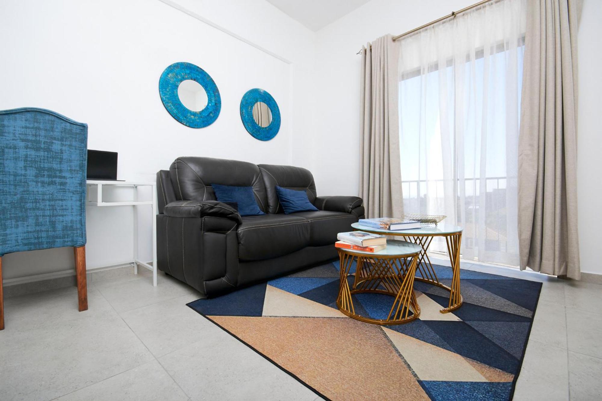 Apartment The Base Iii *