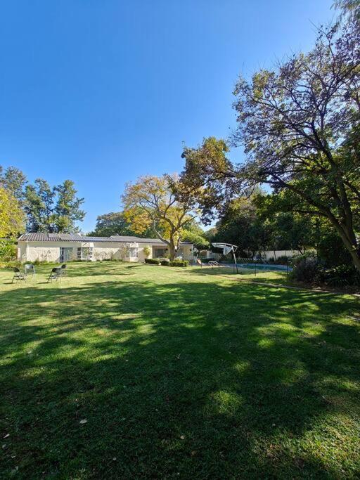 Blessed Luxury Into Nature In Sandton In Sandton Casa de férias *