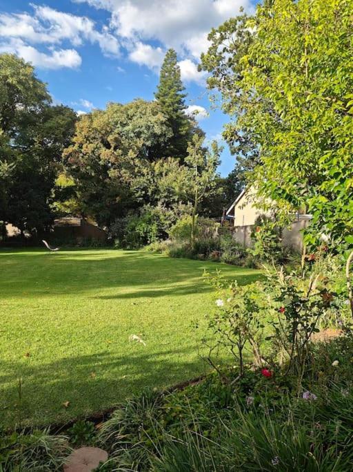 Blessed Luxury Into Nature In Sandton In Sandton Casa de férias Joanesburgo