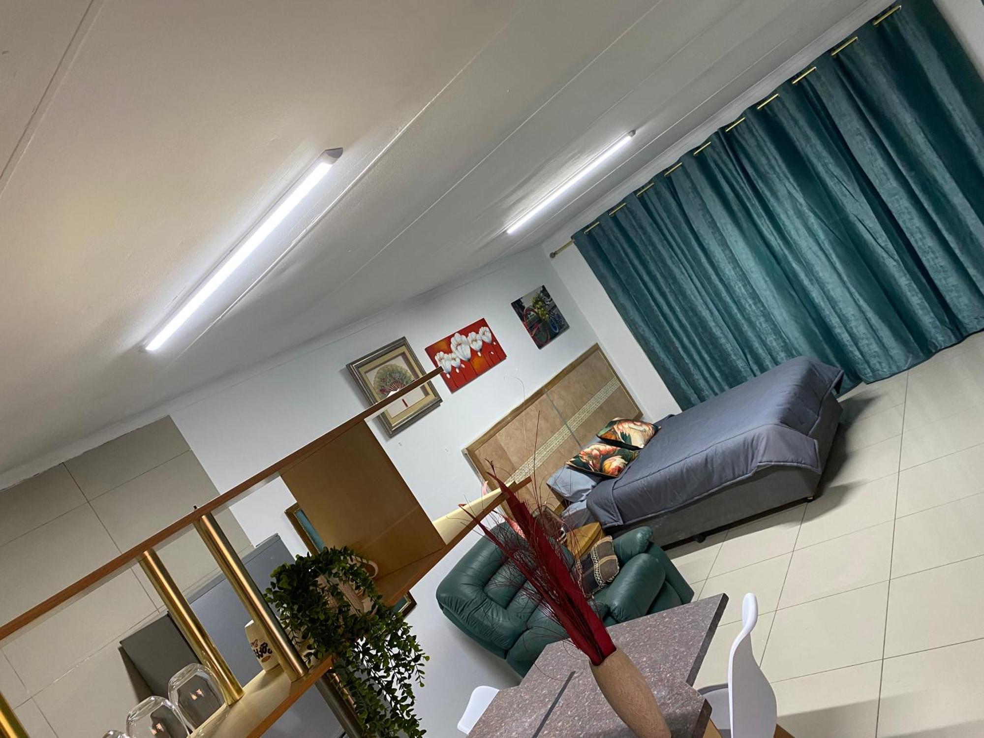 Palm Apartment Johannesburg