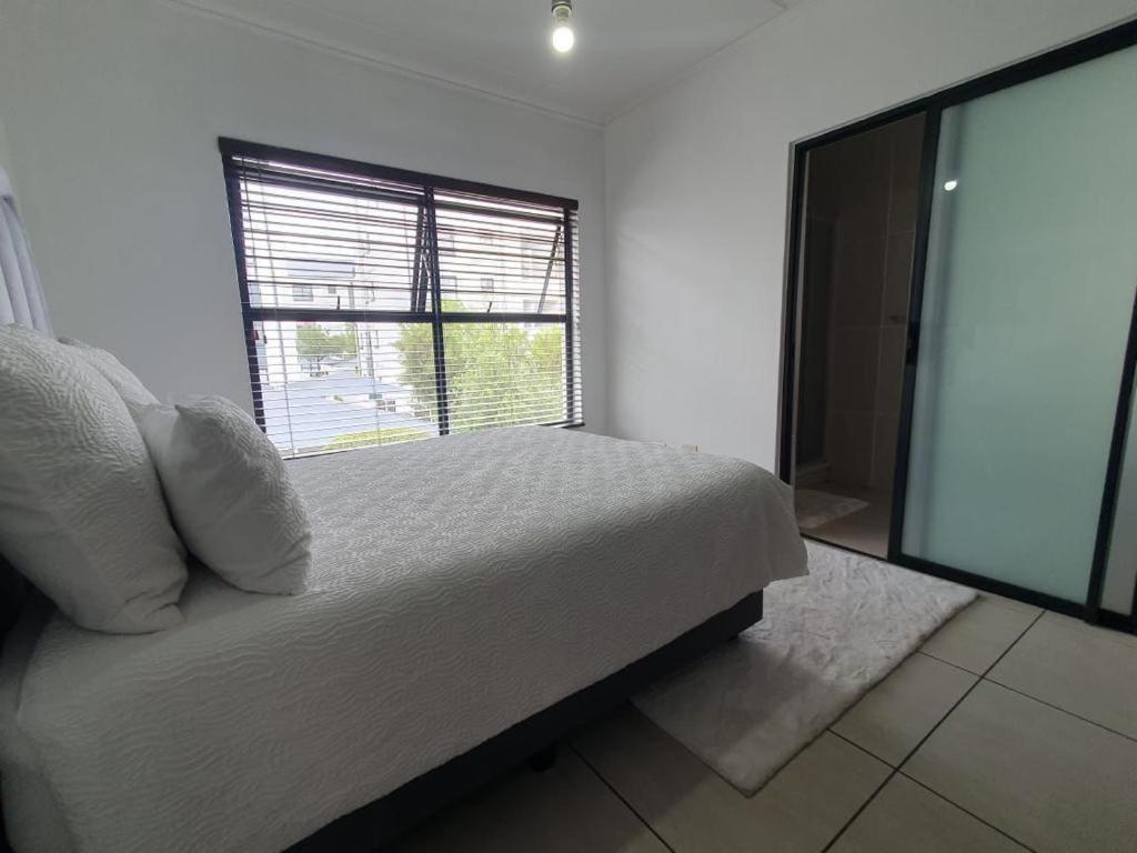 Apartment Lm Company *