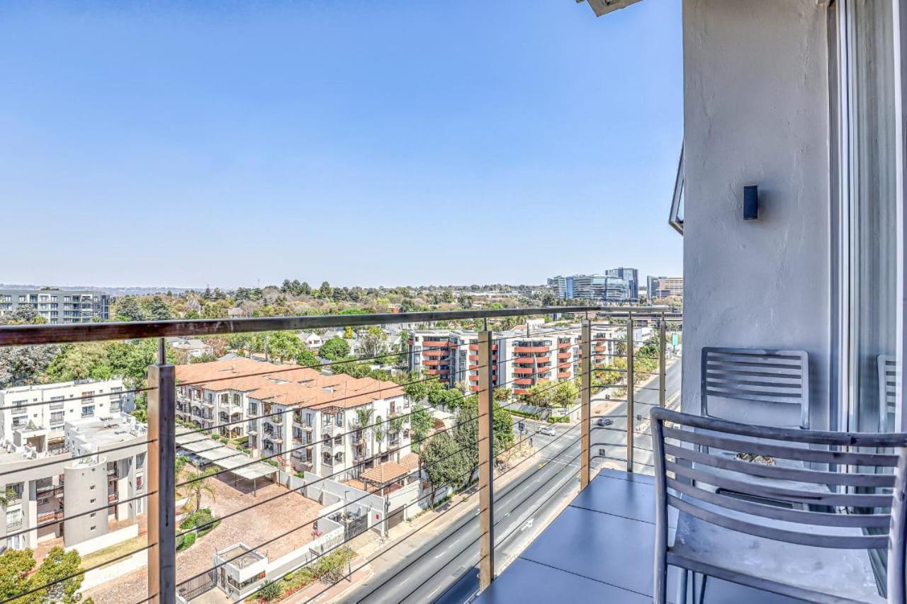 Apartment The Capital On The Park-luxurious 8th Floor Sandton Johannesburg
