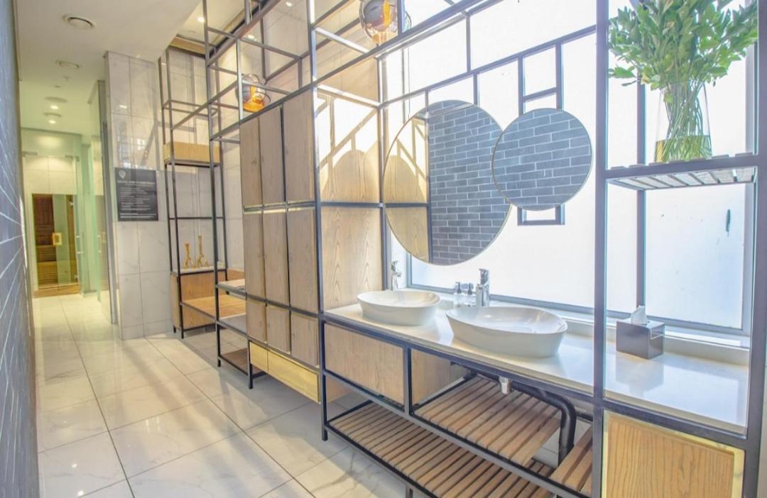 The Capital On The Park-luxurious 8th Floor Sandton * Johannesburg