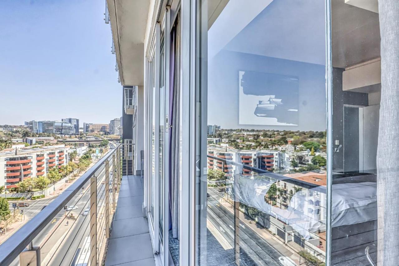 The Capital On The Park-luxurious 8th Floor Sandton
