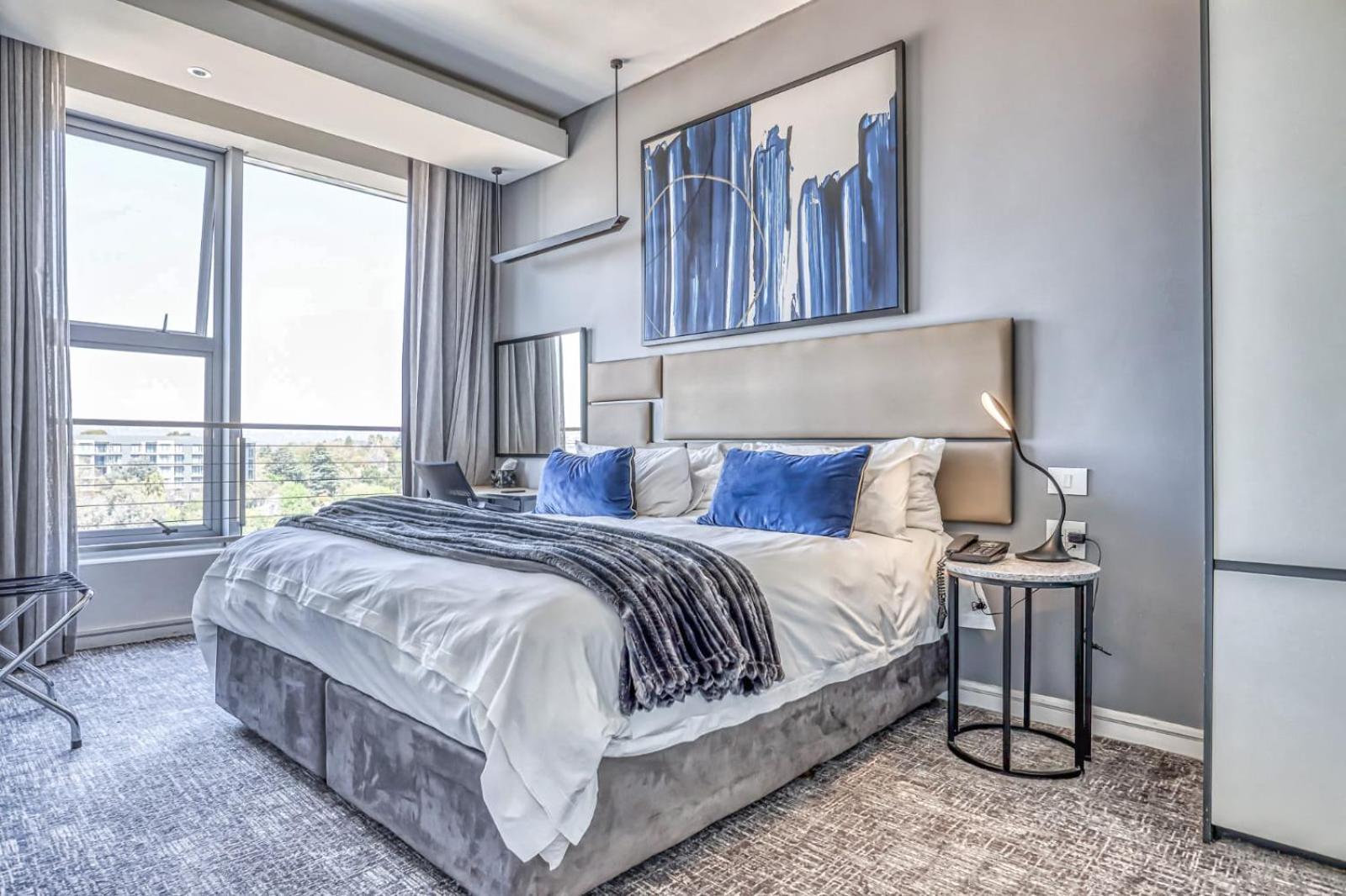 The Capital On The Park-luxurious 8th Floor Sandton Apartment