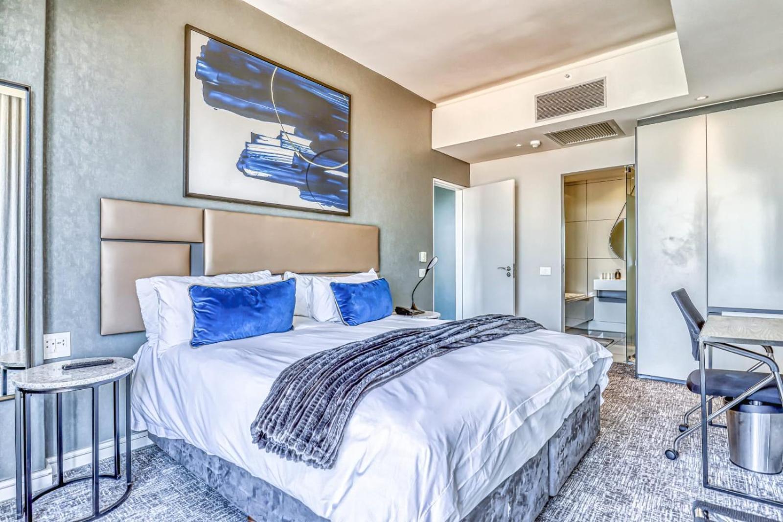 The Capital On The Park-luxurious 8th Floor Sandton Apartment Johannesburg