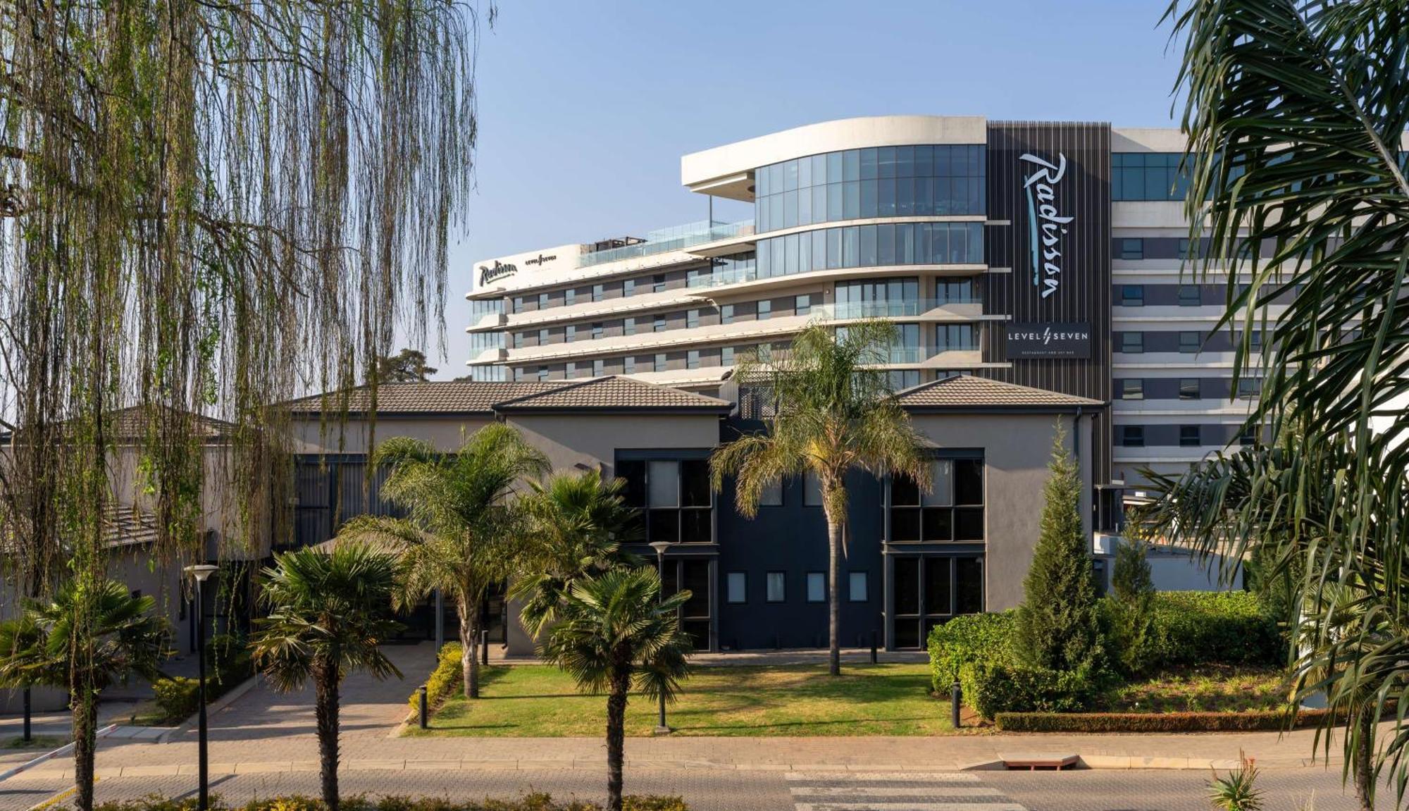 Hotel Radisson And Convention Centre Or Tambo Airport Joanesburgo