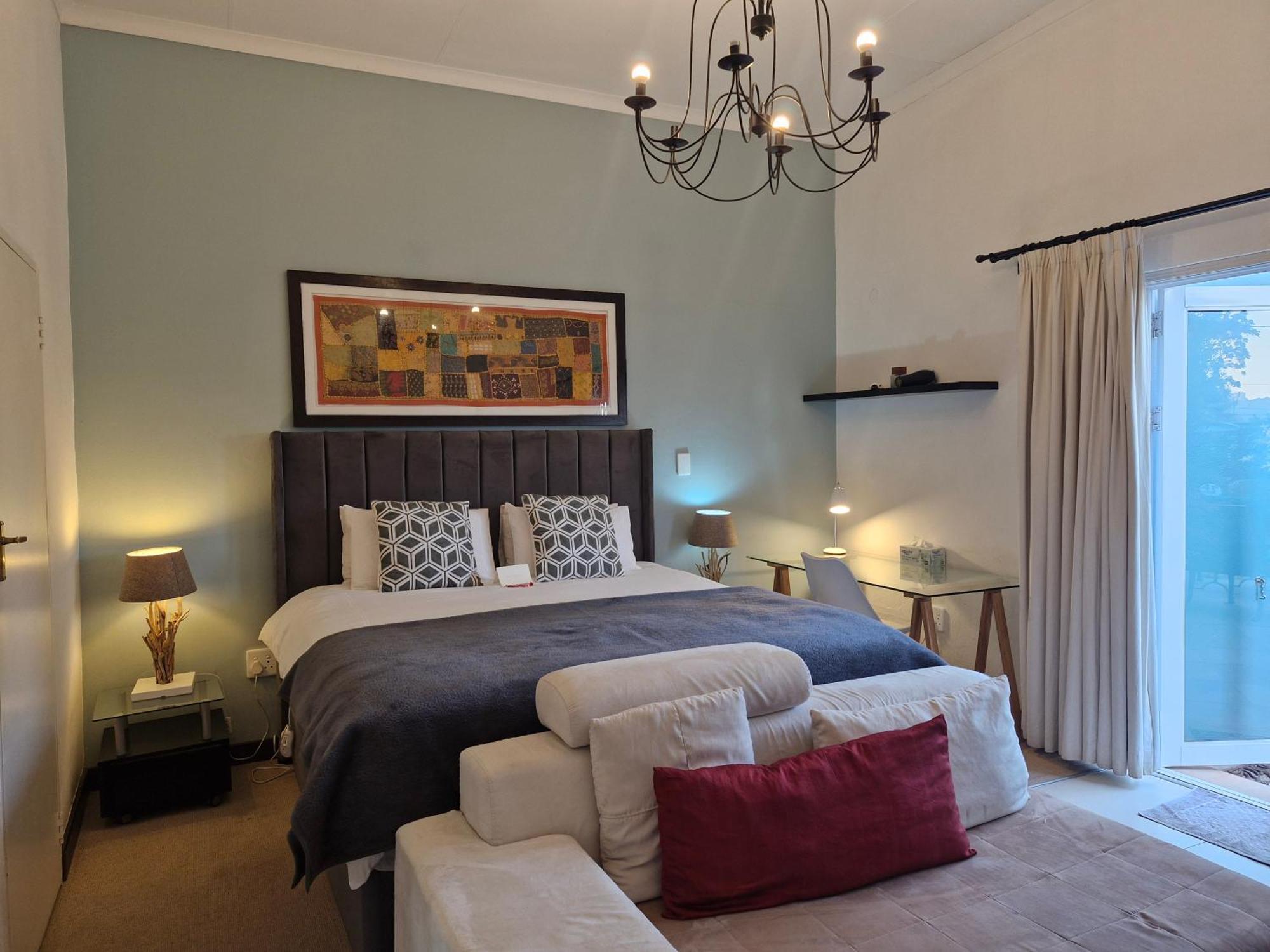 On Buckingham 3* Johannesburg