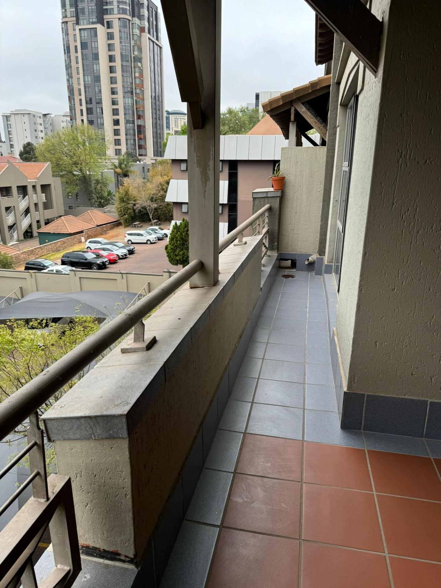 Mystay Sandton Apartment