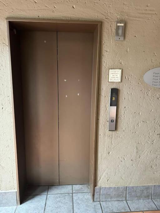 Mystay Sandton Apartment *