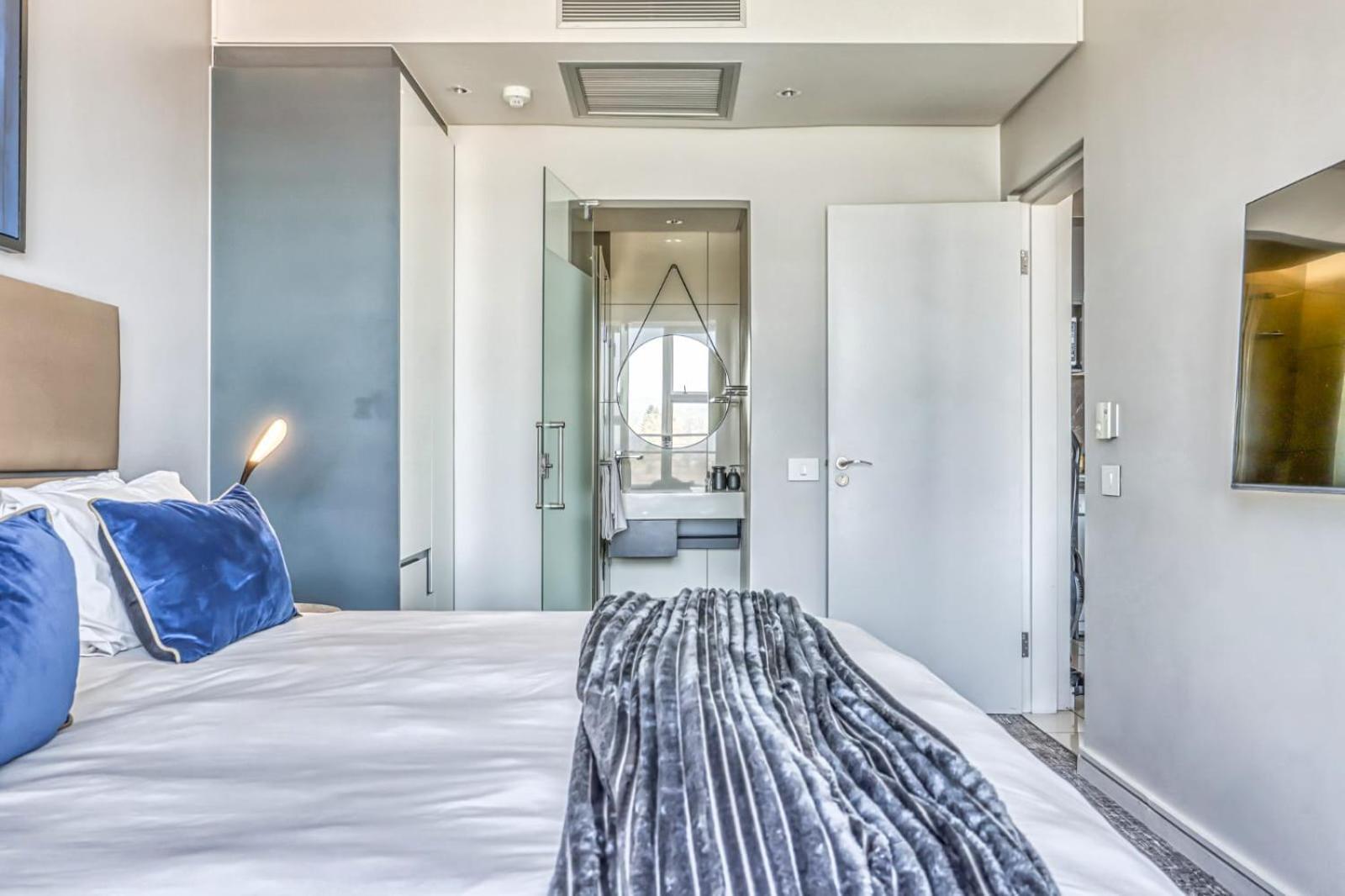 Apartment The Capital On The Park-luxurious 8th Floor Sandton *