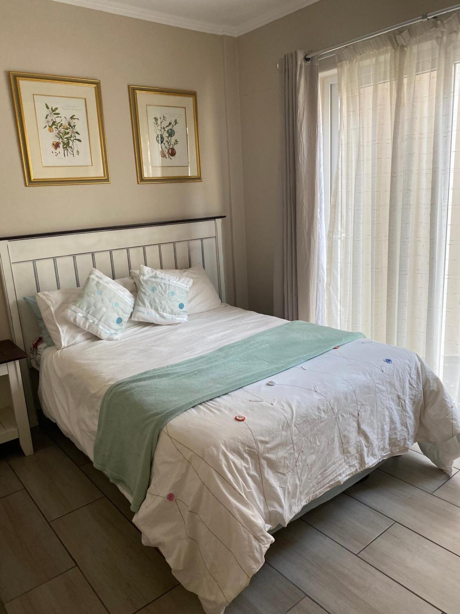 Apartment Long Stays- Or Tambo Eastgate Johannesburg