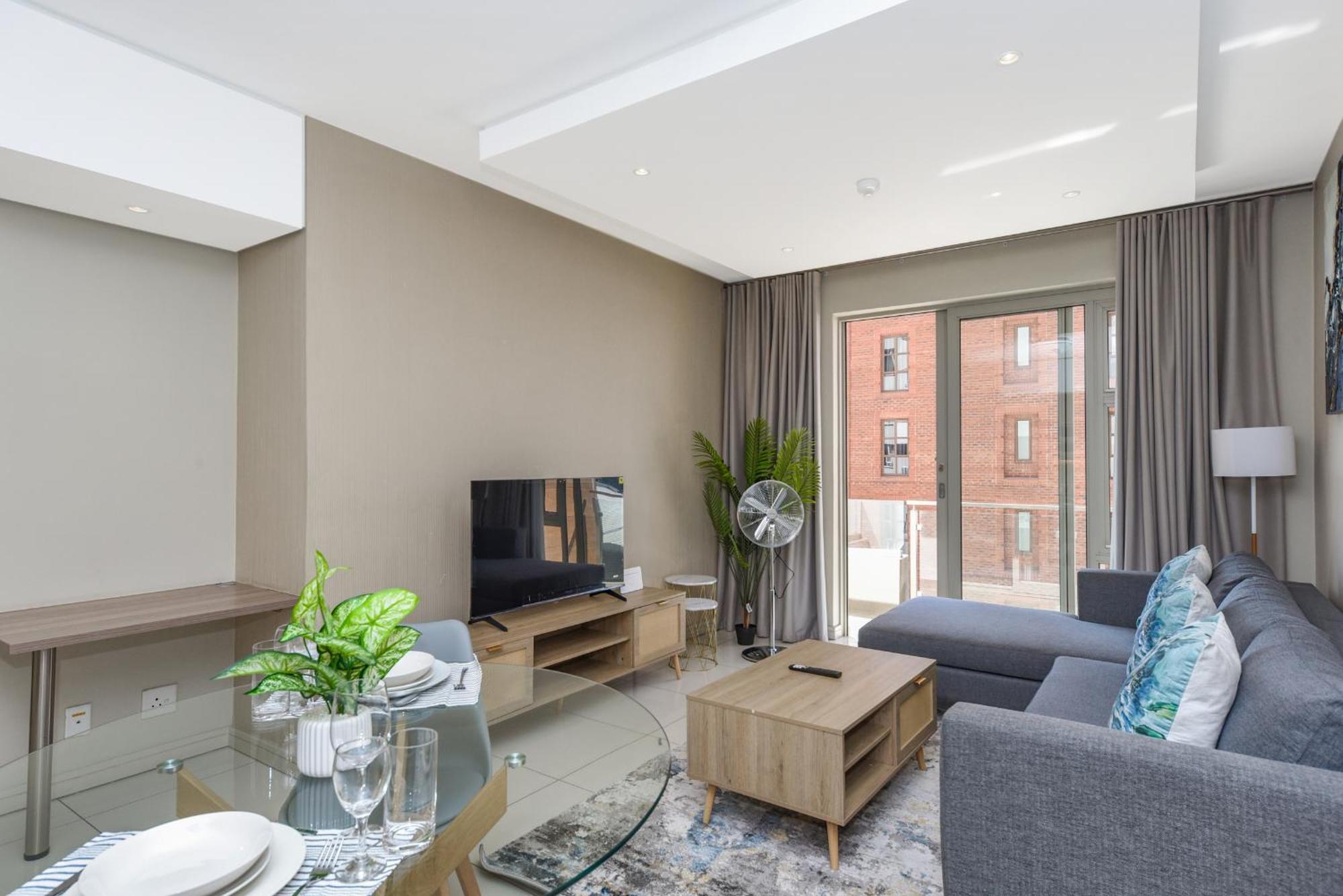 Easy - The Tyrwhitt Rosebank * Johannesburg