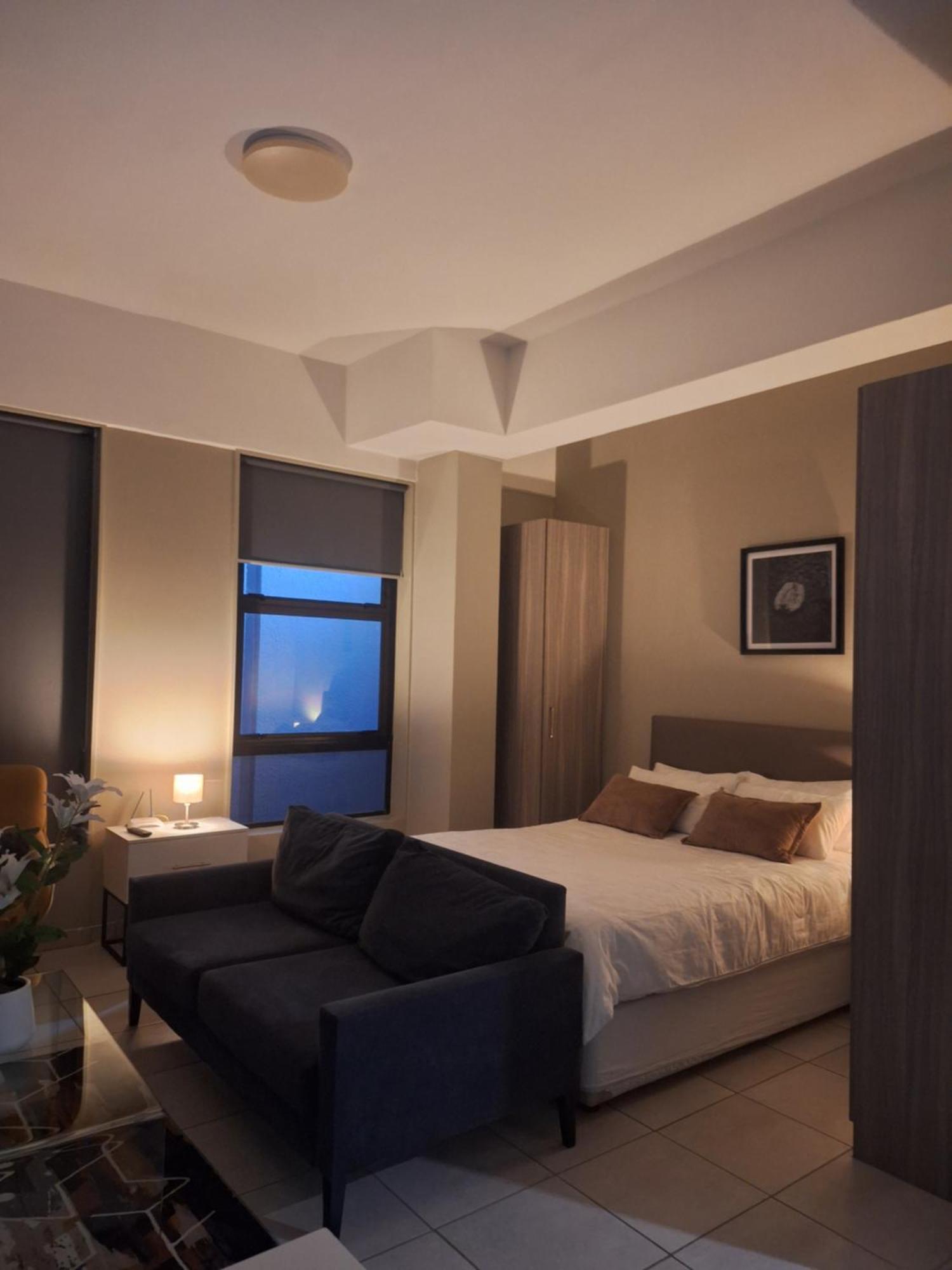 The Bolton In Rosebank 350
