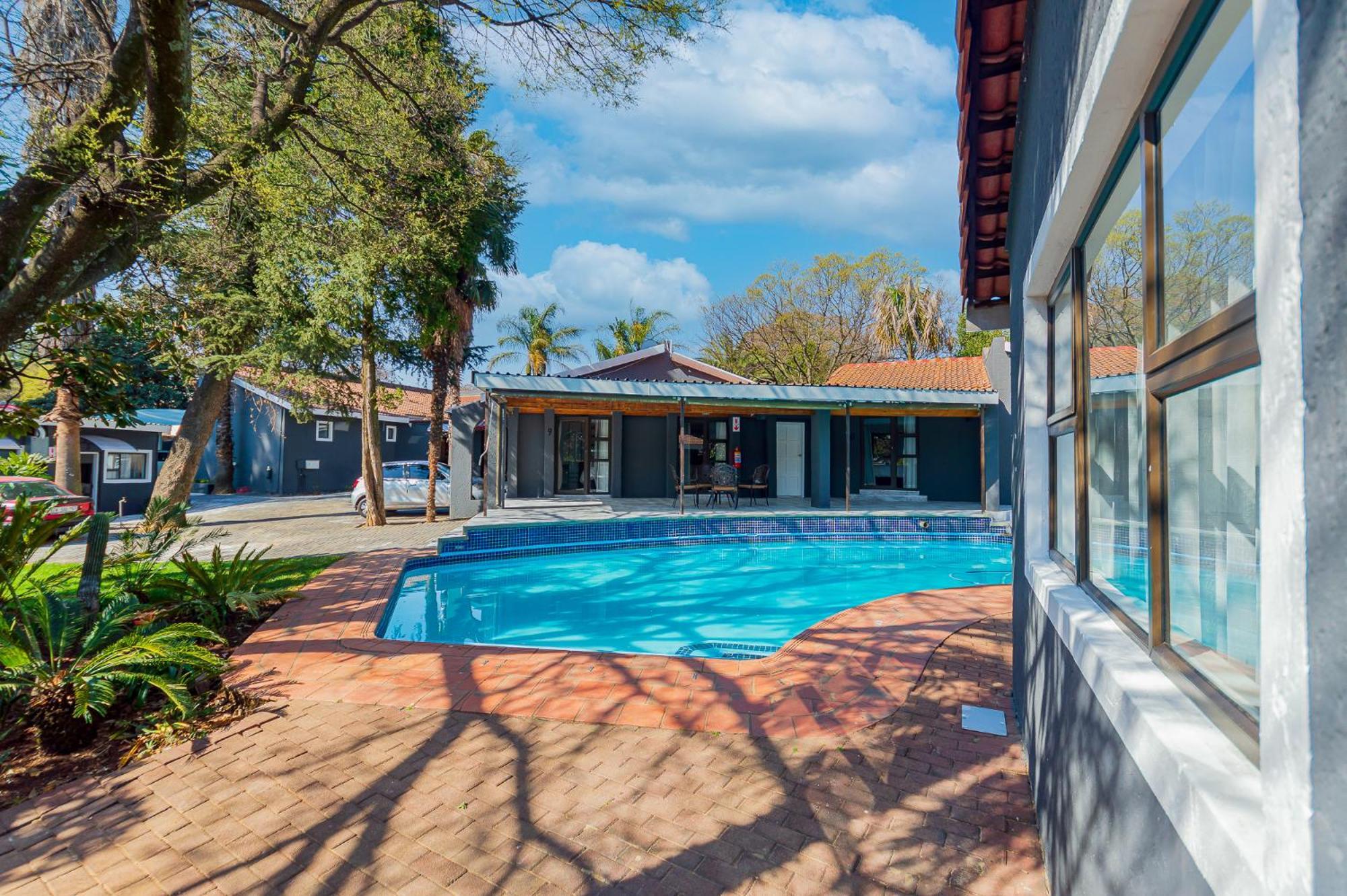 Adaia * Johannesburg