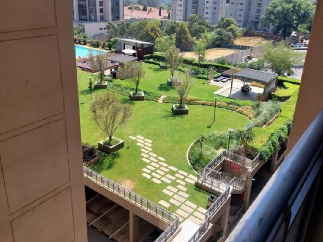 Apartment Emabheleni Executive Westpoint