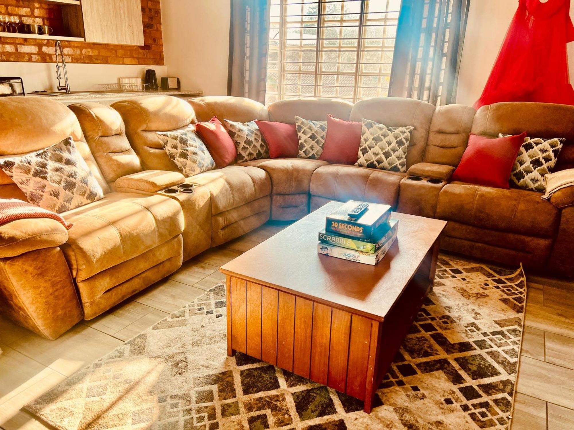 - Warm Two-bedroom Apartment