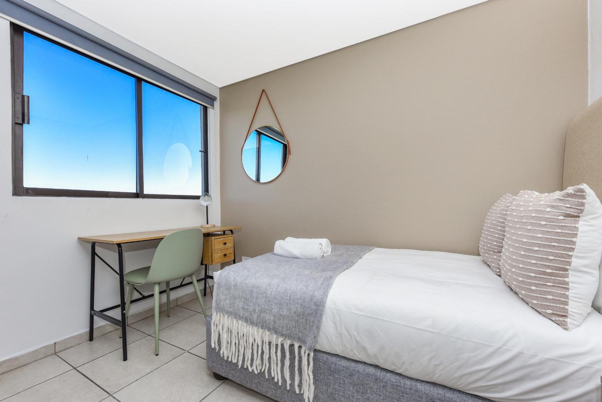 Apartment The Bolton 403