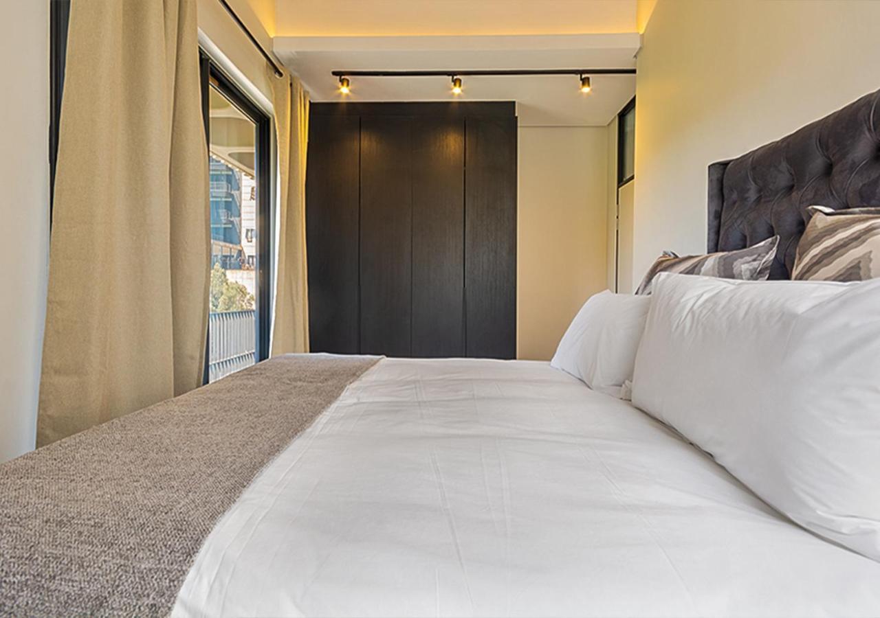 Sandton Splendid 009 Power & Water Backup Apartment