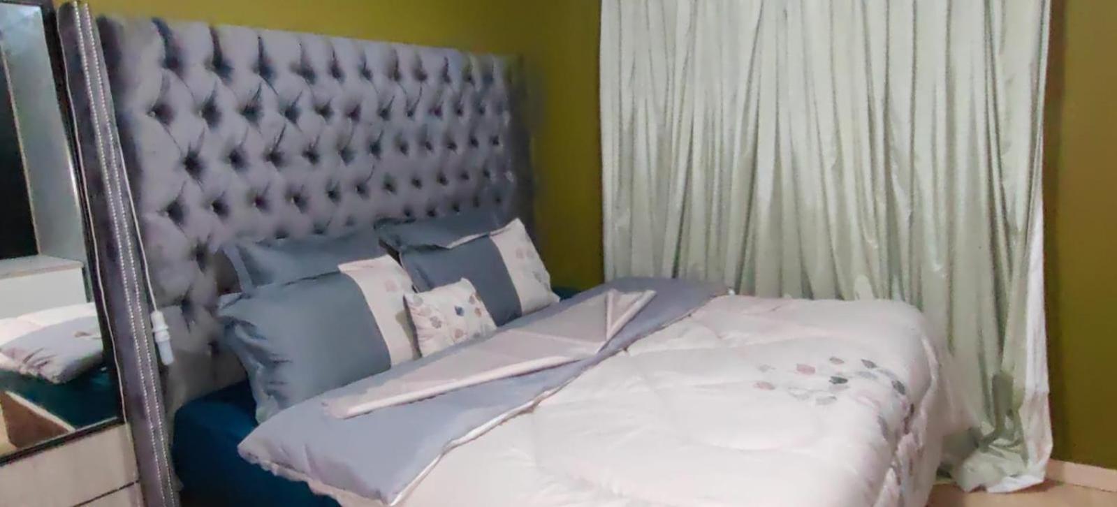 St Michael & The Queen Bed & Breakfast Johannesburg