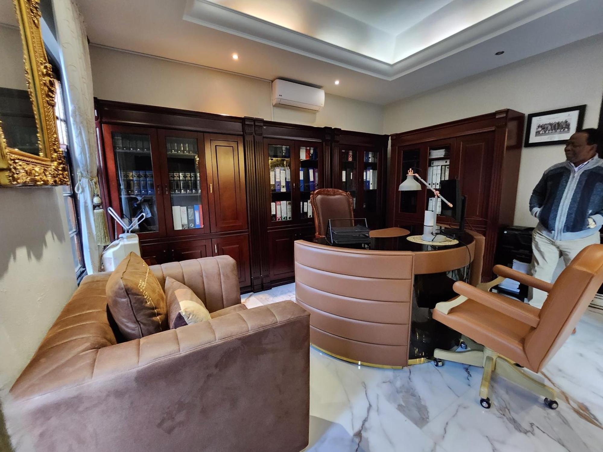 Lodge Mount Grand Boutique - 110 Mount Street Johannesburg